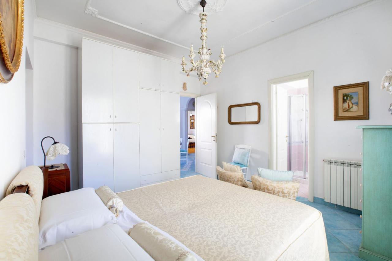 Amore Rentals - Appartamento Cielomare Sorrento Eksteriør billede