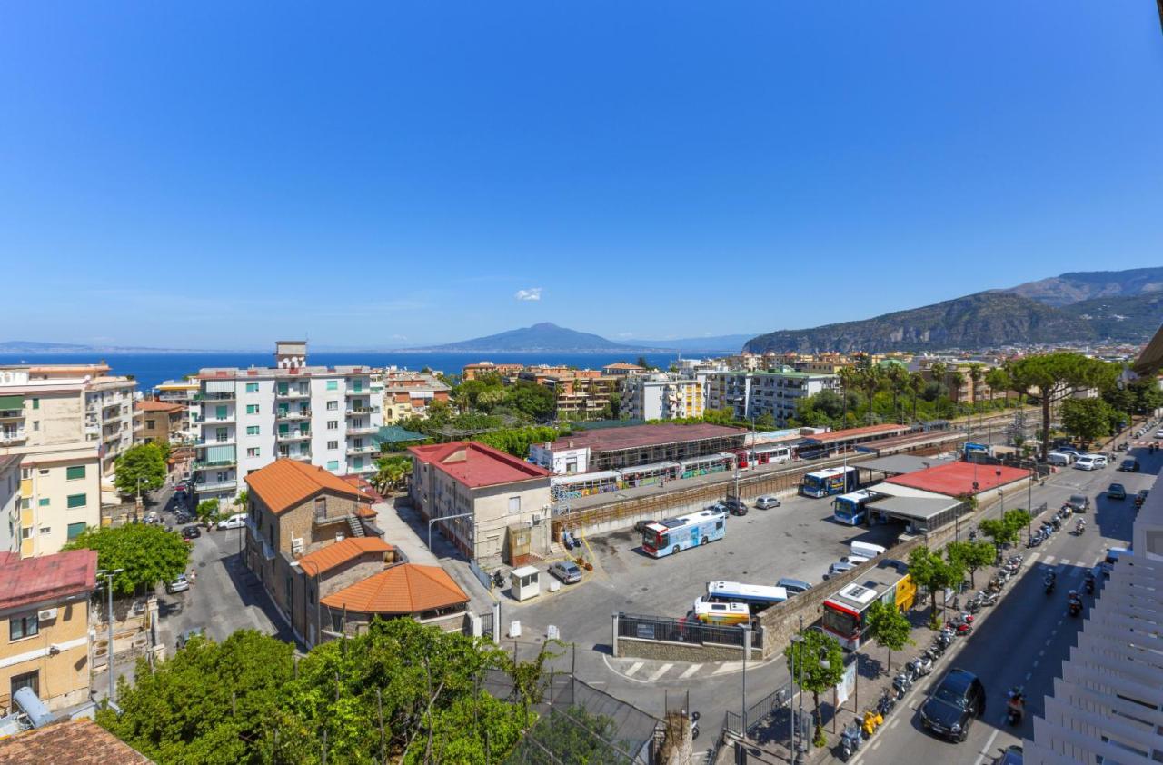 Amore Rentals - Appartamento Cielomare Sorrento Eksteriør billede
