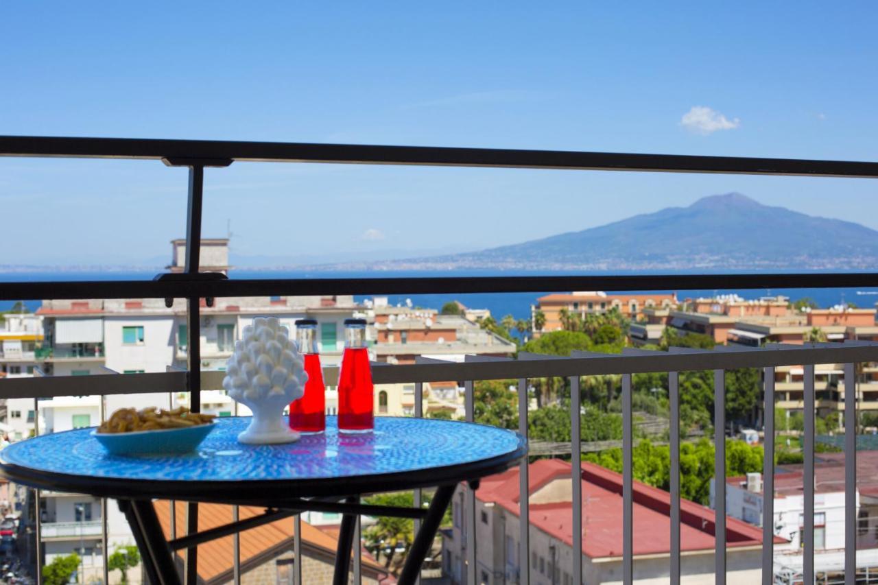 Amore Rentals - Appartamento Cielomare Sorrento Eksteriør billede