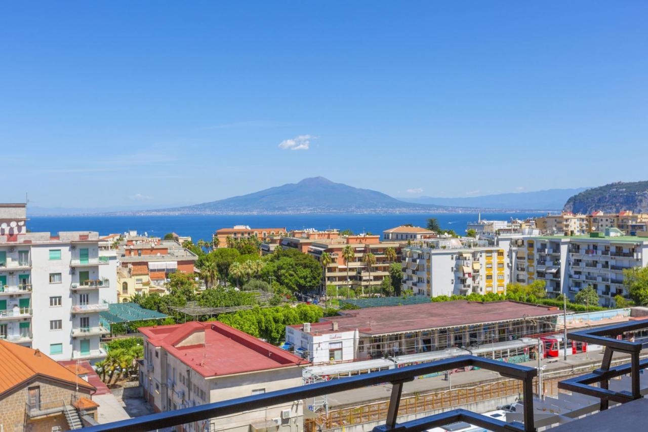 Amore Rentals - Appartamento Cielomare Sorrento Eksteriør billede