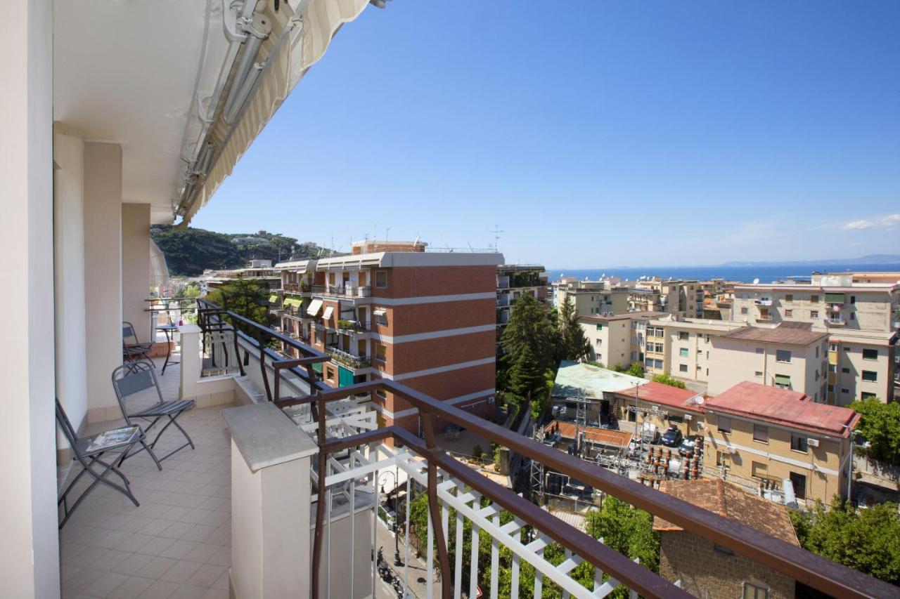 Amore Rentals - Appartamento Cielomare Sorrento Eksteriør billede