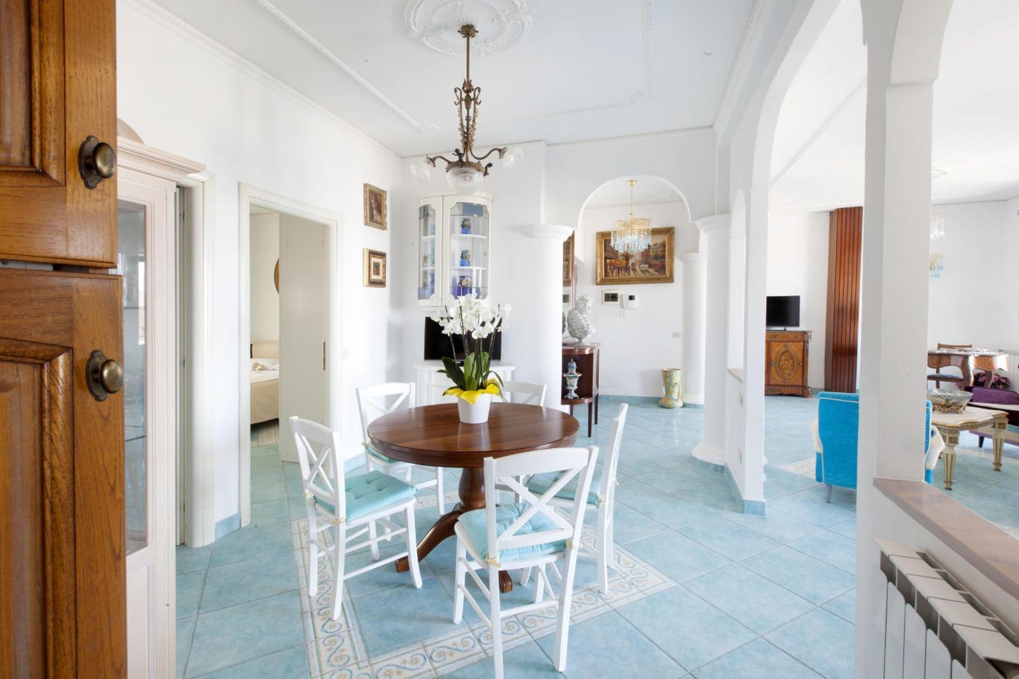 Amore Rentals - Appartamento Cielomare Sorrento Eksteriør billede